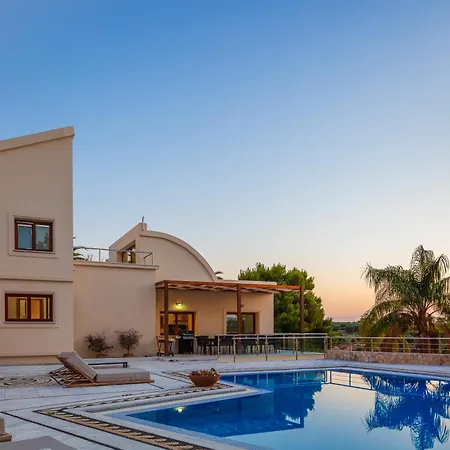 Angels Villa *